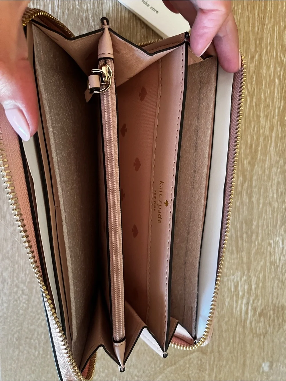 Kate Spade By The Pool Flamingo Large Zip Around Wallet NWOT